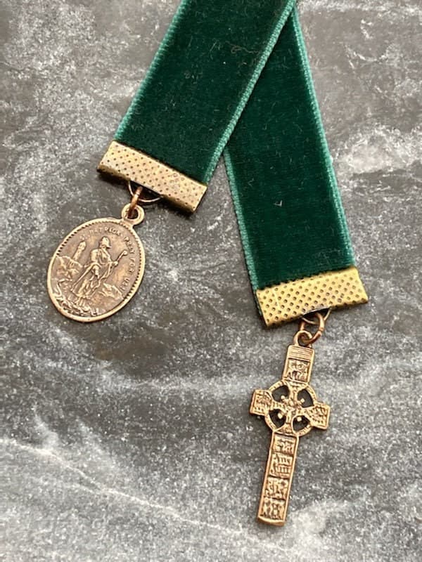 Velvet Catholic Bookmark - Celtic Cross and Saint Patrick - Bronze - Green Velvet